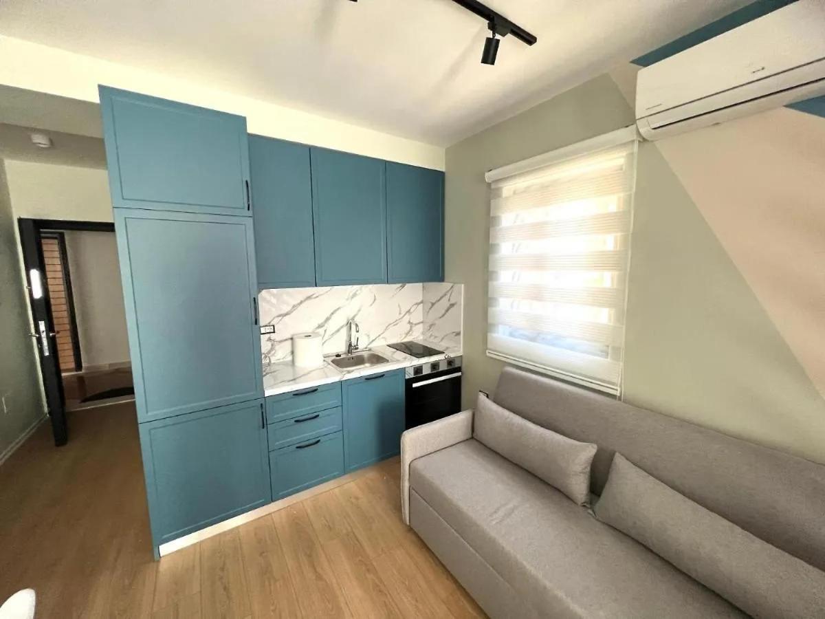 Blue Luxury Apartment Golem  Exterior foto